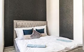 George'S Luxury Apartment At Danube