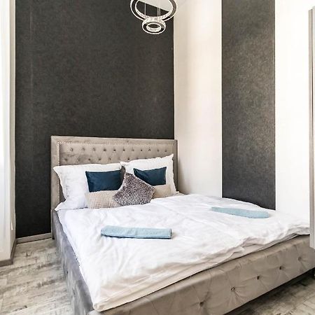 George'S Luxury Apartment At Danube Budapest Esterno foto